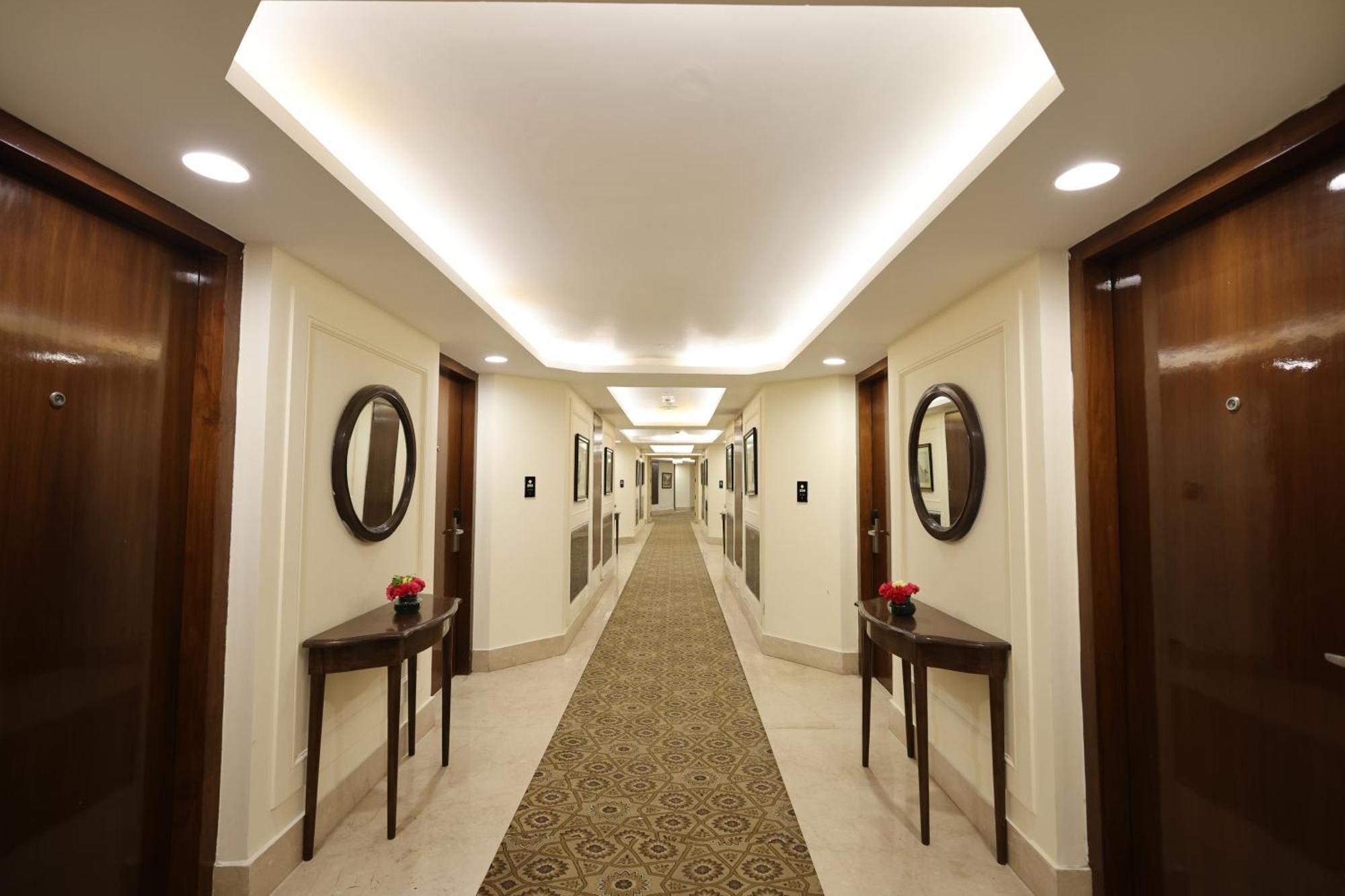 Hotel Samrat, Nowe Delhi Zewnętrze zdjęcie