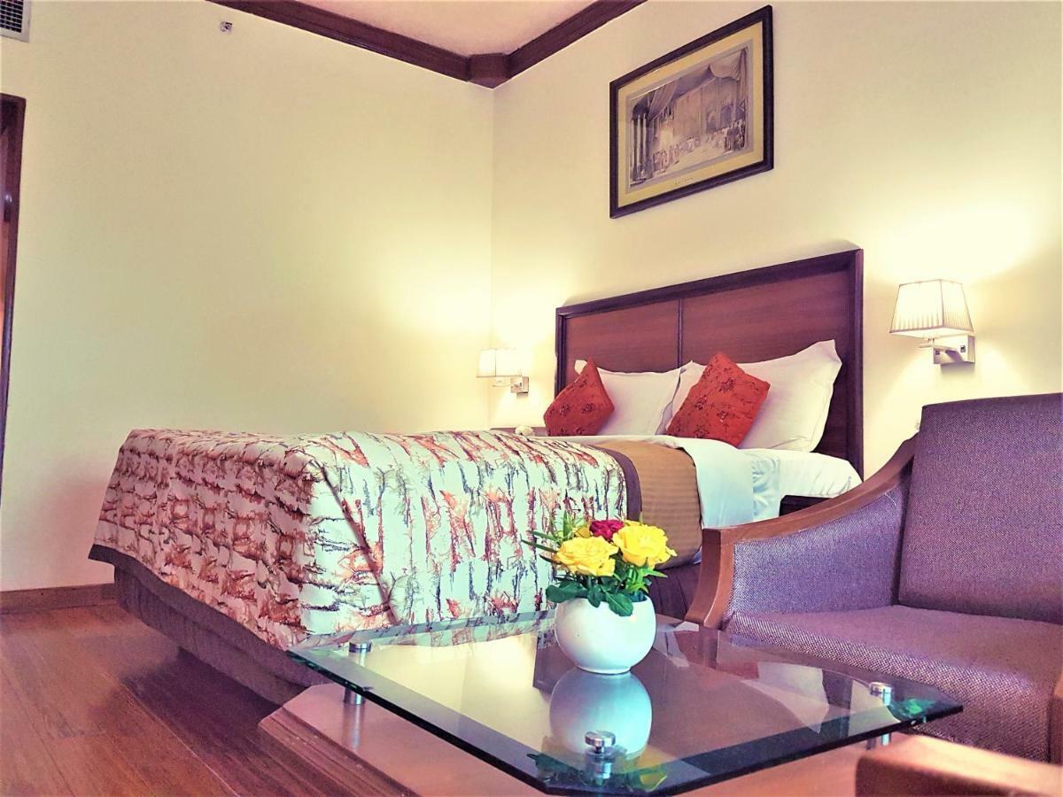 Hotel Samrat, Nowe Delhi Zewnętrze zdjęcie