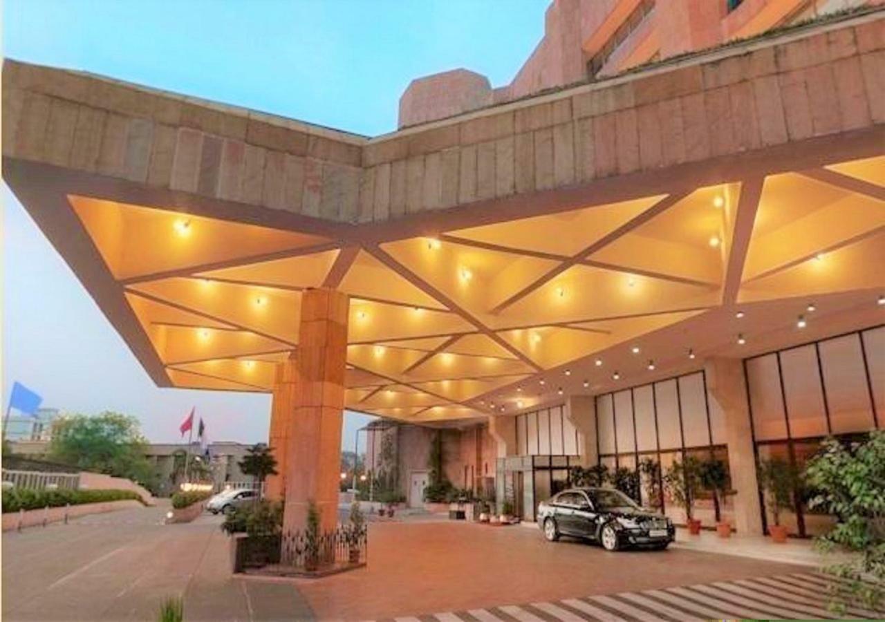 Hotel Samrat, Nowe Delhi Zewnętrze zdjęcie
