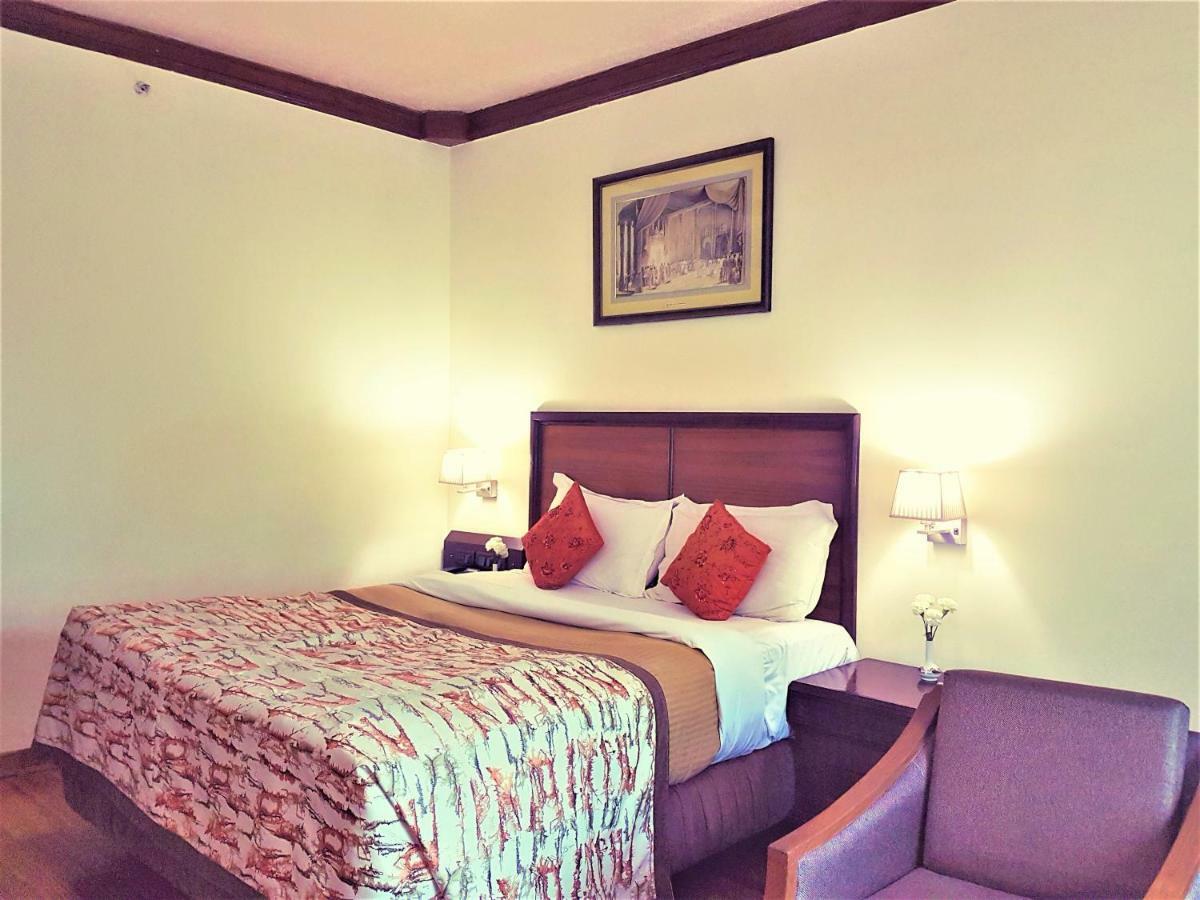 Hotel Samrat, Nowe Delhi Zewnętrze zdjęcie